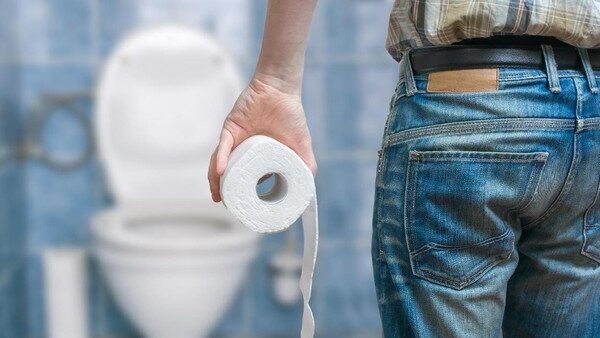 Alasan Orang Barat Cebok Pakai Tisu, Bukan Air
