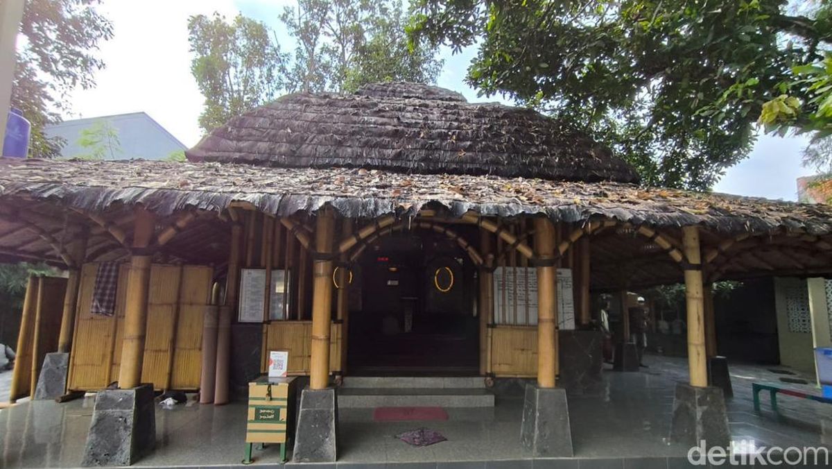 Masjid Bambu Di Cirebon, Tempat Ibadah Sekaligus Healing