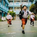 Sekolah di RI Ini Masuk Paling Pagi Sedunia, Begini Dampaknya