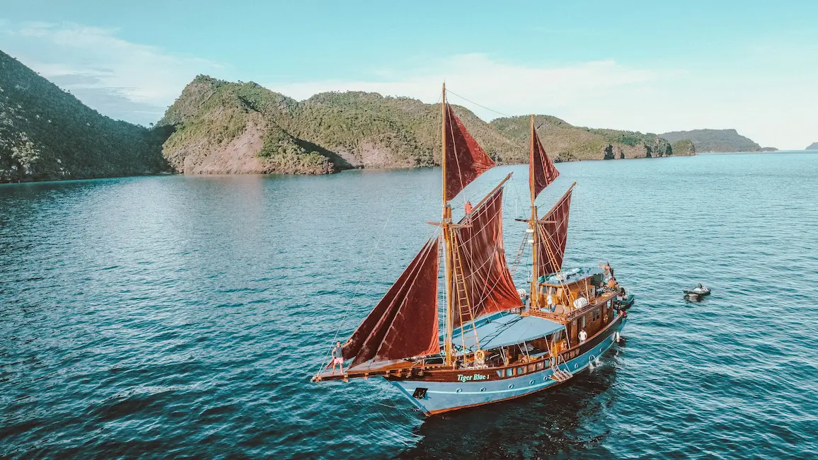 Kapal Pinisi: Warisan Budaya Bahari Indonesia yang Mendunia